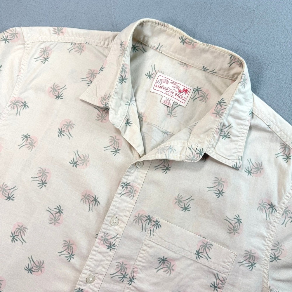 American Eagle Men's Beige Tropical Button Down Shirt  Sz Large Resort Wear Boho